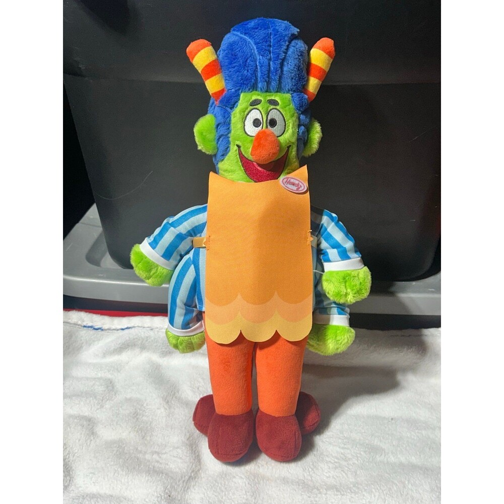 Howdy plush